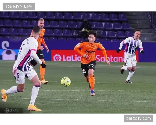 巴尔科拉与李刚仁的进攻选择差异及其战术适配性解析