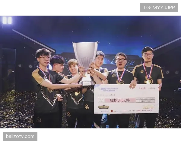 金玟哉 vs 德利赫特：对抗强度与出球能力对比